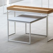 Príručný stôl BETON 60×60 cm | sivá podnož