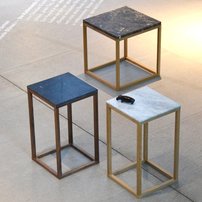 Mramorový príručný stolík PINO | OAK | 42 cm | carrara