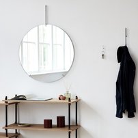 Okrúhle nástenné zrkadlo MOEBE black | 30 cm
